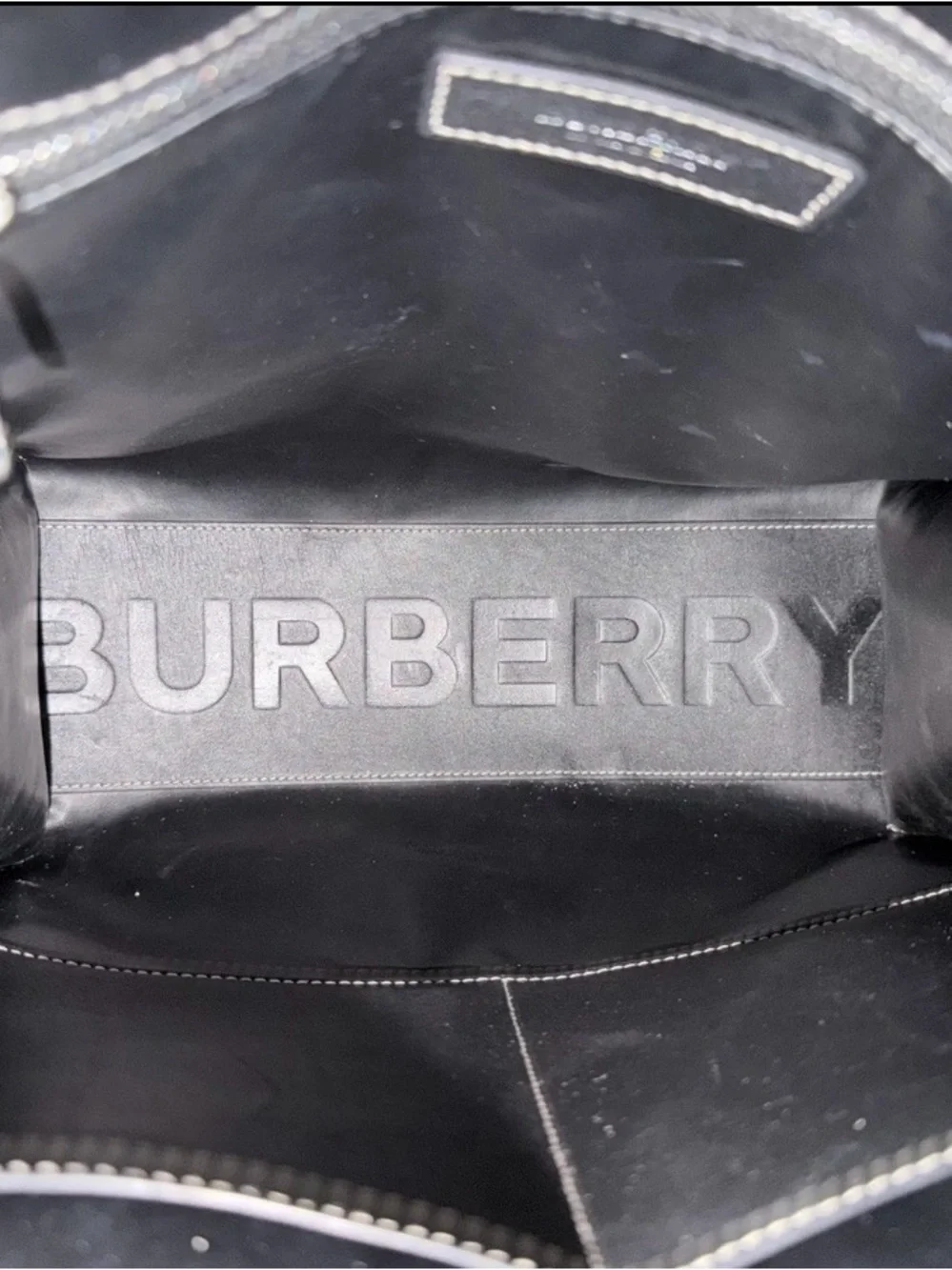 Burberry Denny Tote Bag in Dark Birch Brown Detachable Strap , Books, Carry- on
